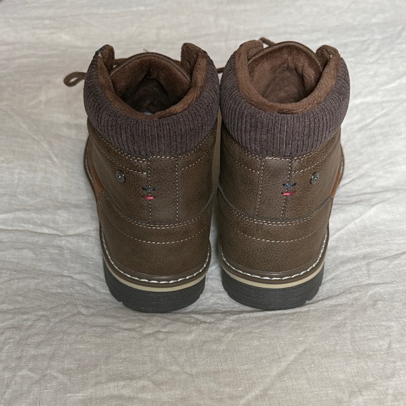 Men\'s Brown Lace-Up Boots